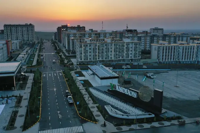 Учинчи Ренессанс сари
